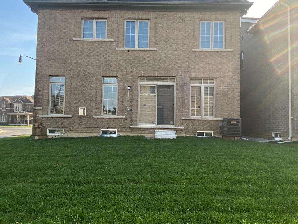 537 Veterans Dr Brampton On L7A 0C4 Villa Esterno foto