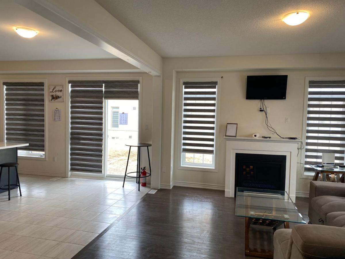537 Veterans Dr Brampton On L7A 0C4 Villa Esterno foto