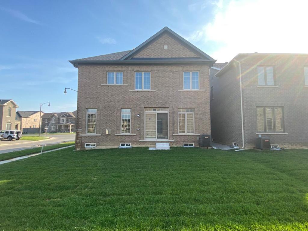 537 Veterans Dr Brampton On L7A 0C4 Villa Esterno foto
